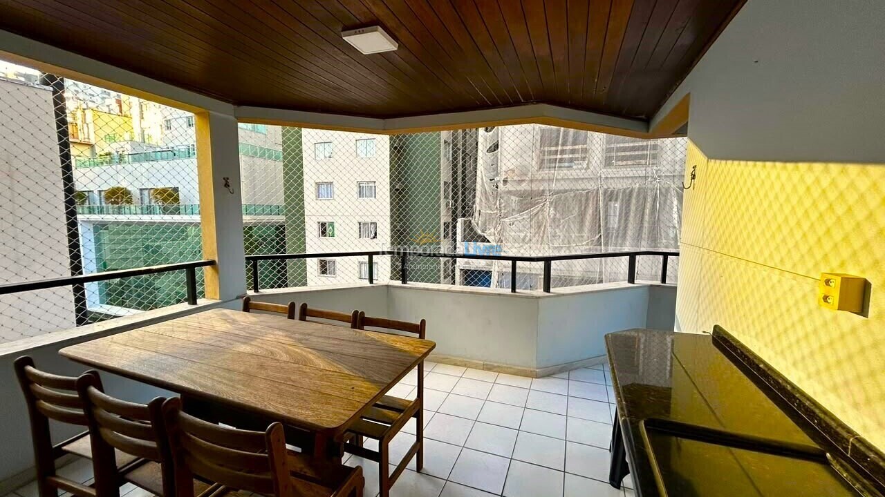 Apartamento para aluguel de temporada em Balneário Camboriú (Praia Central)