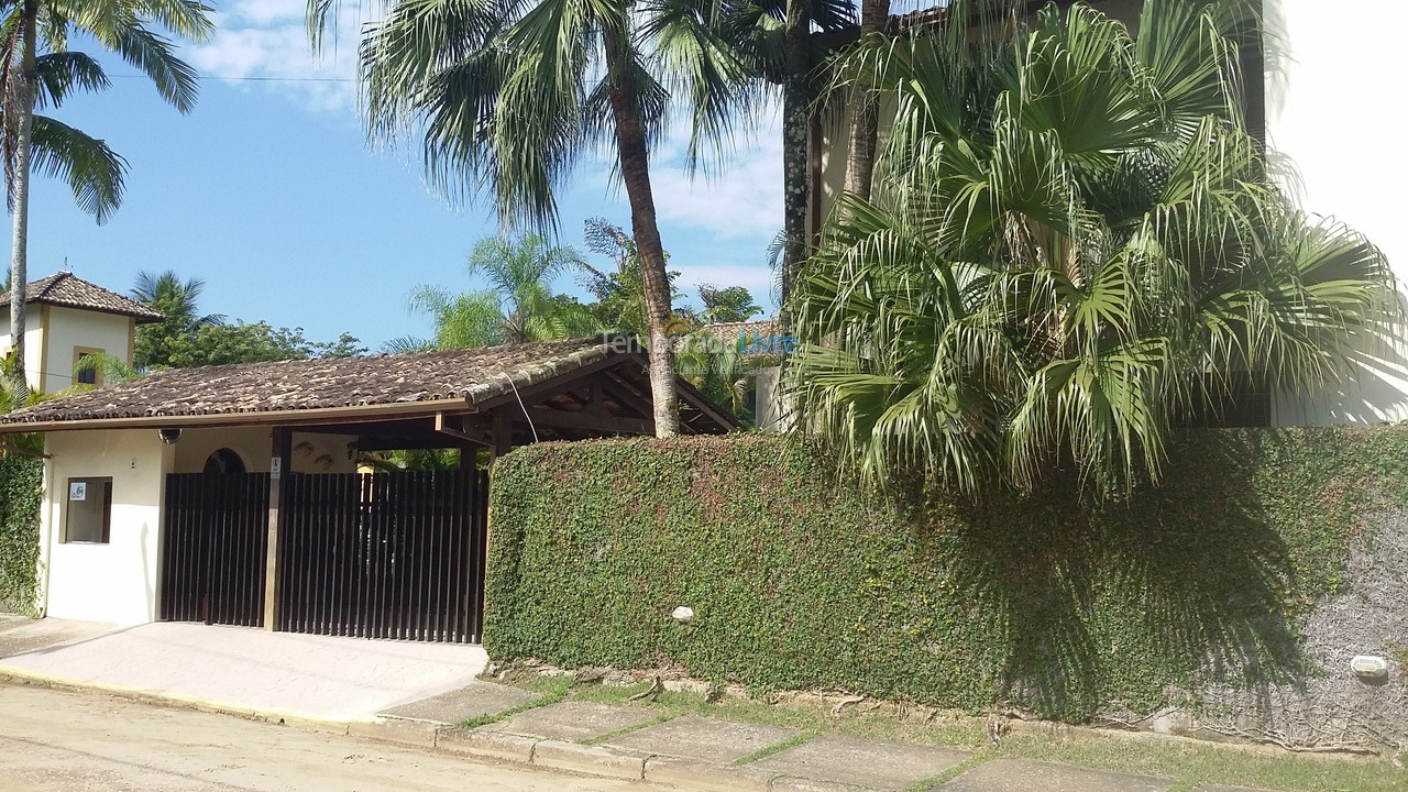 Apartamento para aluguel de temporada em Ubatuba (Enseada)