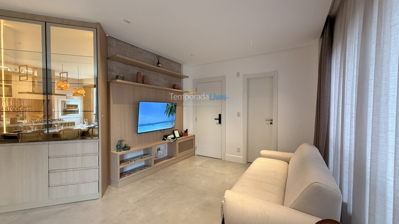 Apartamento para aluguel de temporada em Bombinhas (Canto Grande)