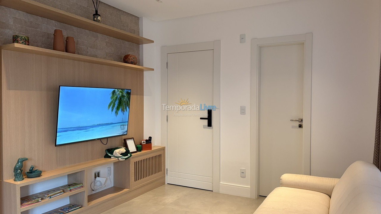 Apartamento para aluguel de temporada em Bombinhas (Canto Grande)