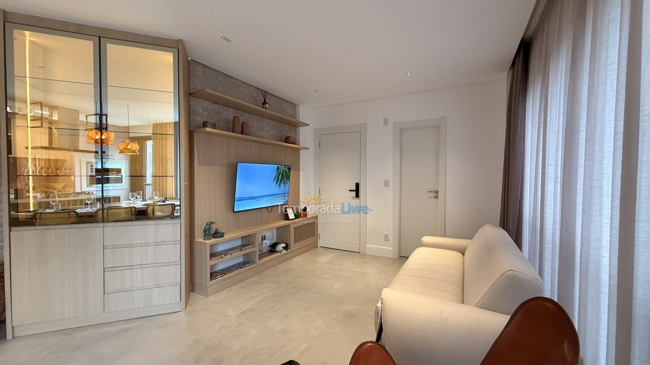 Apartamento para aluguel de temporada em Bombinhas (Canto Grande)
