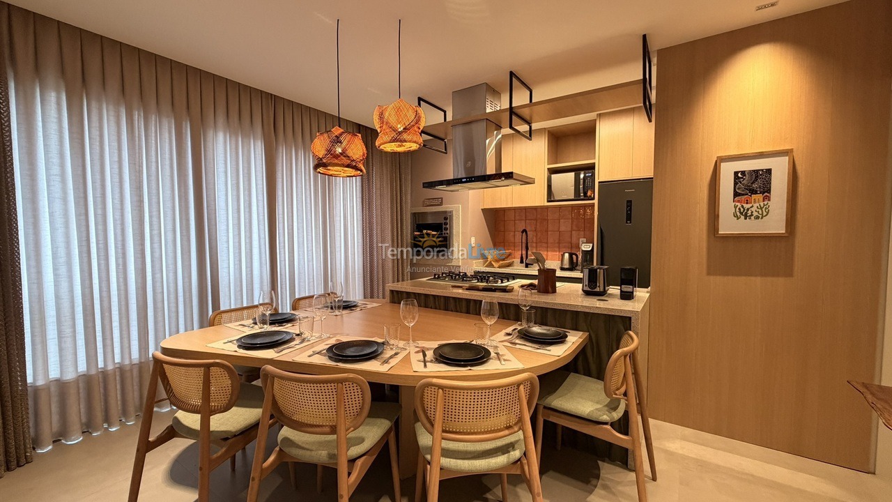 Apartamento para aluguel de temporada em Bombinhas (Canto Grande)