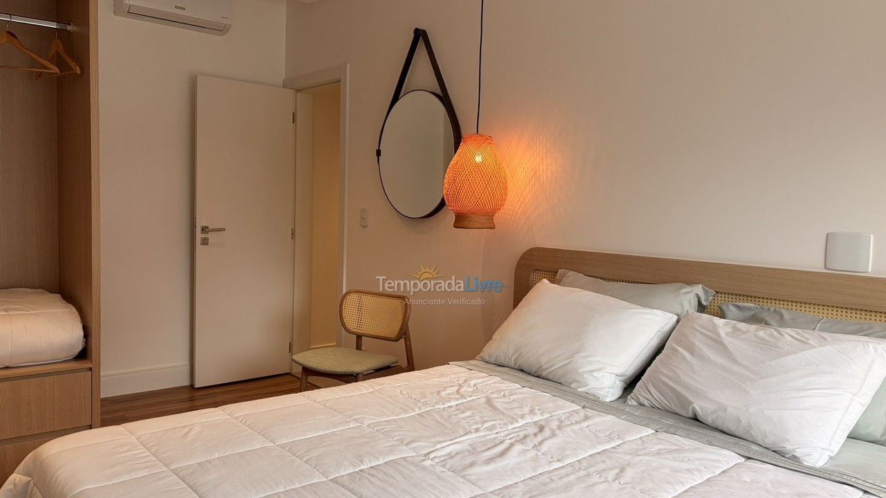 Apartamento para aluguel de temporada em Bombinhas (Canto Grande)