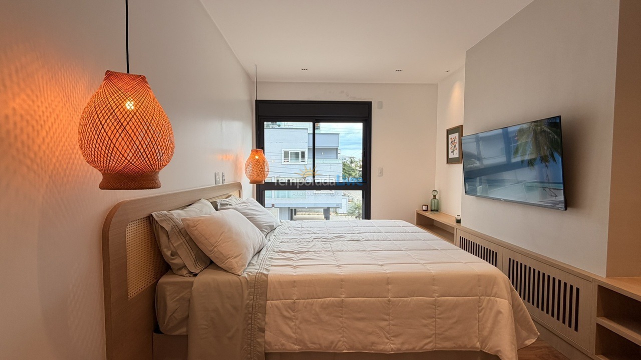 Apartamento para aluguel de temporada em Bombinhas (Canto Grande)
