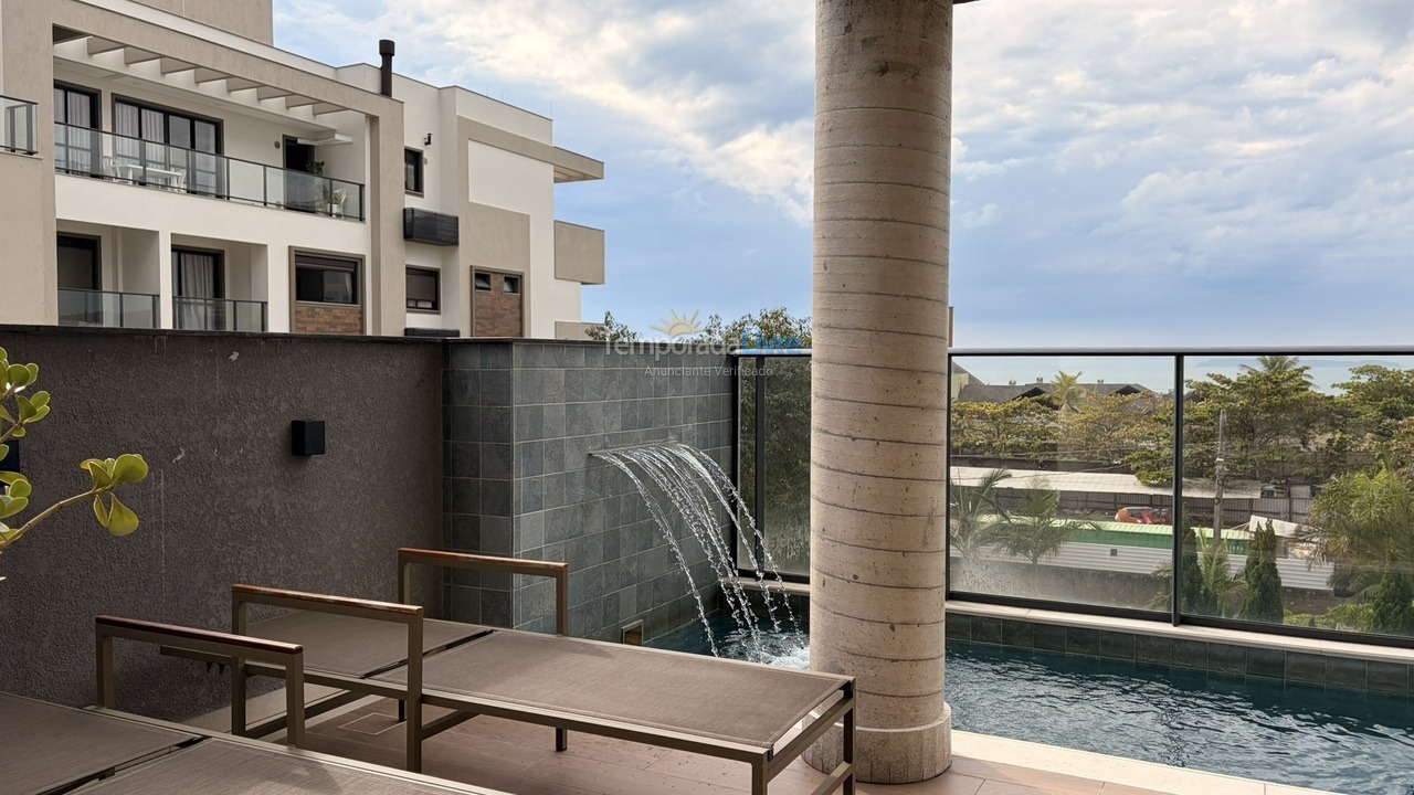 Apartamento para aluguel de temporada em Bombinhas (Canto Grande)