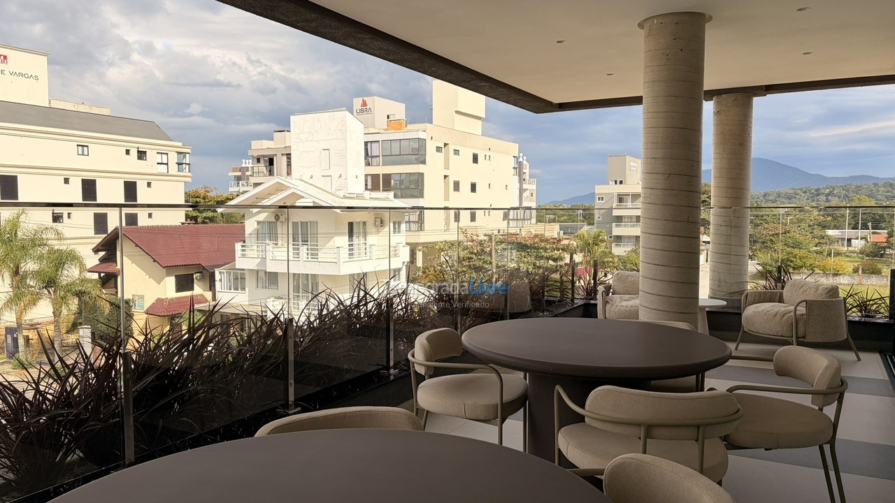 Apartamento para aluguel de temporada em Bombinhas (Canto Grande)