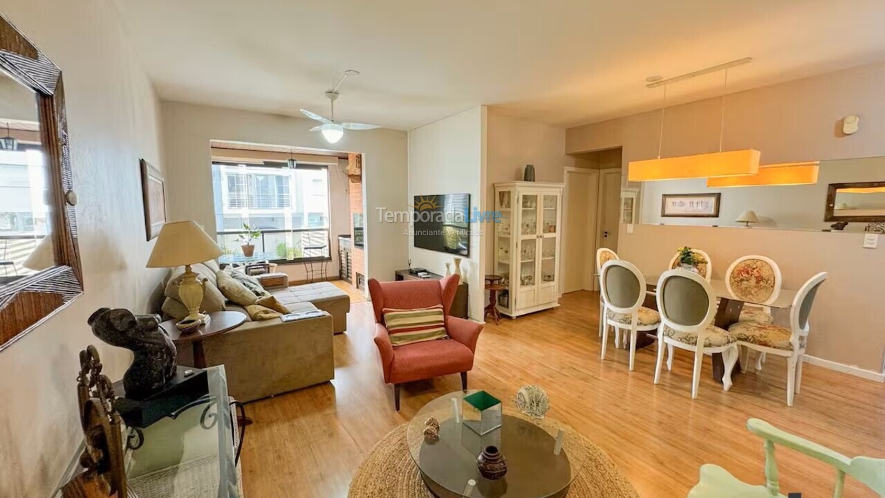 Apartamento para aluguel de temporada em Florianópolis (Jurere Tradicional)