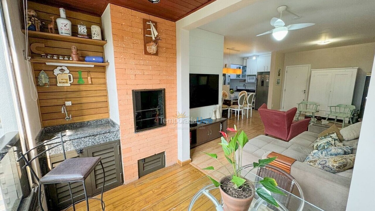Apartamento para aluguel de temporada em Florianópolis (Jurere Tradicional)