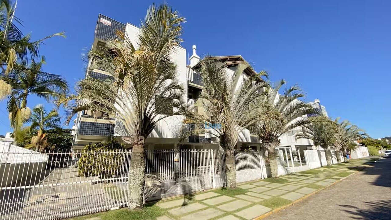 Apartamento para aluguel de temporada em Florianópolis (Jurere Tradicional)