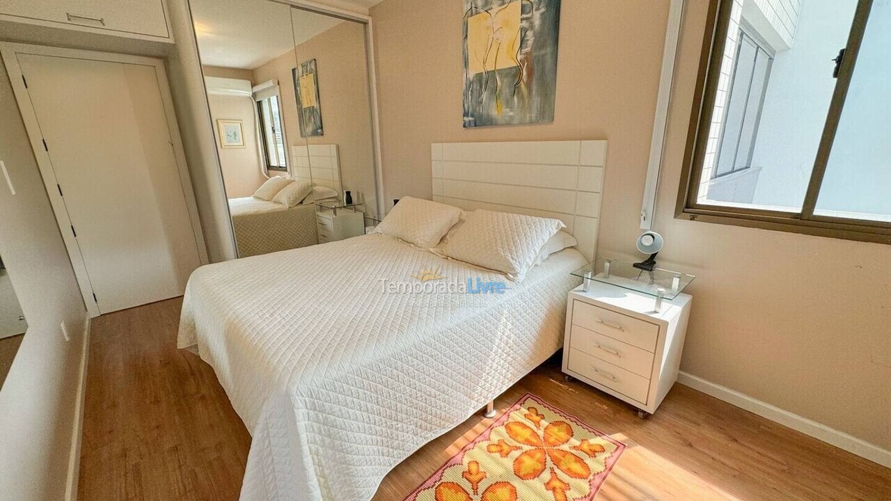 Apartamento para aluguel de temporada em Florianópolis (Jurere Tradicional)
