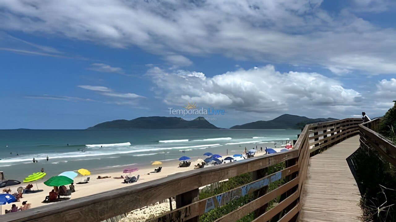 Casa para aluguel de temporada em Florianopolis (Campeche)