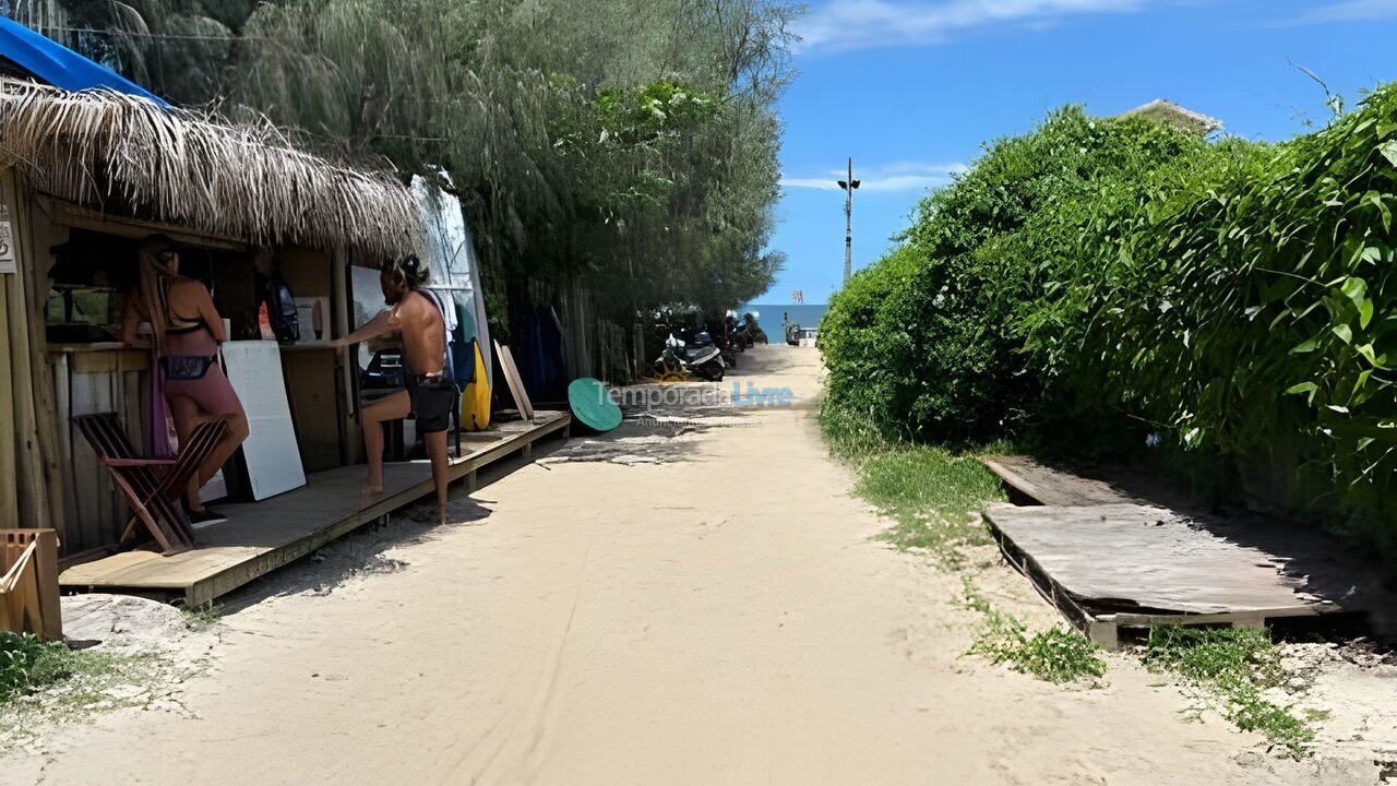 Casa para aluguel de temporada em Florianopolis (Campeche)