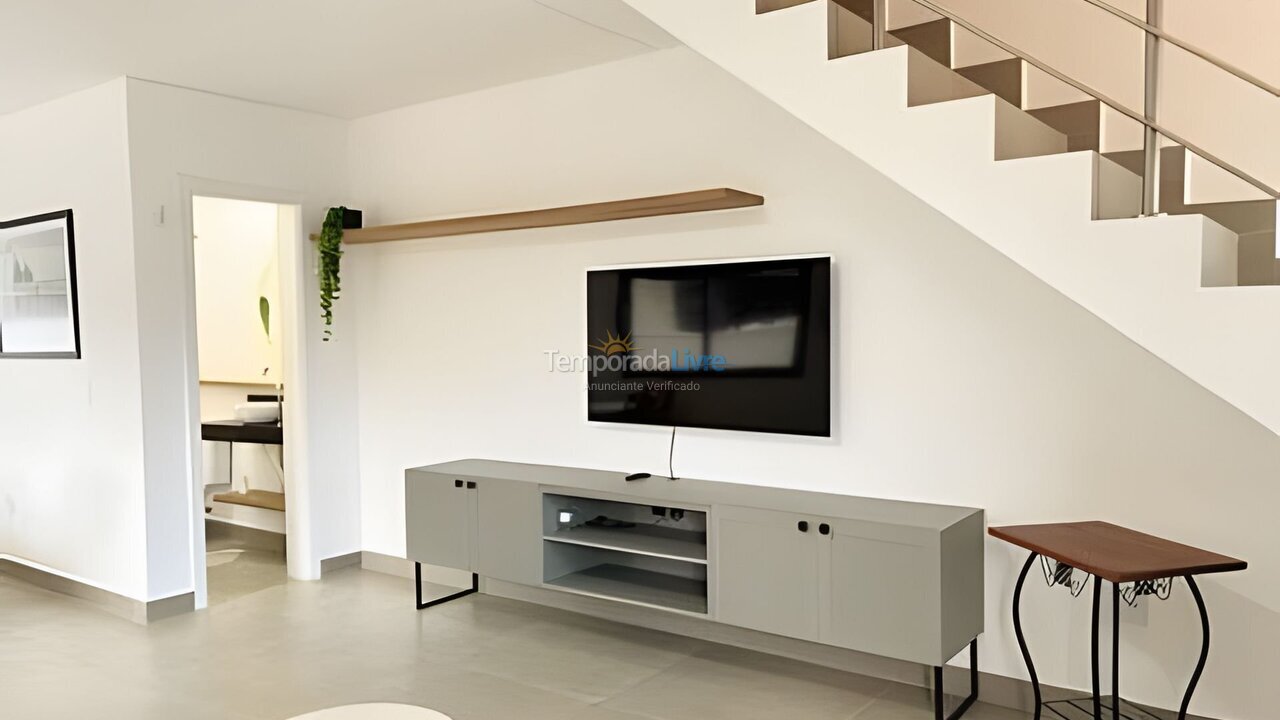 Casa para aluguel de temporada em Florianopolis (Campeche)