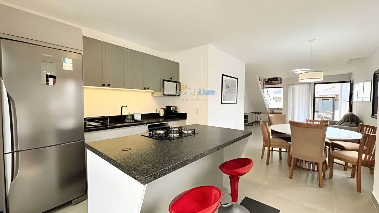 Casa para aluguel de temporada em Florianopolis (Campeche)