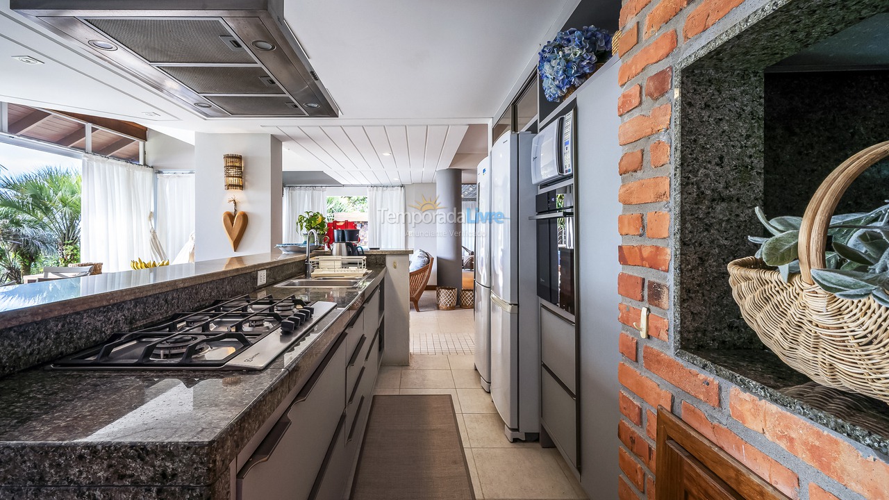 House for vacation rental in Bombinhas (Canto Grande)