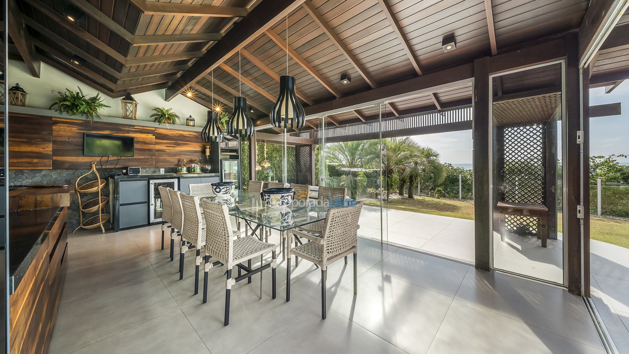 House for vacation rental in Bombinhas (Canto Grande)