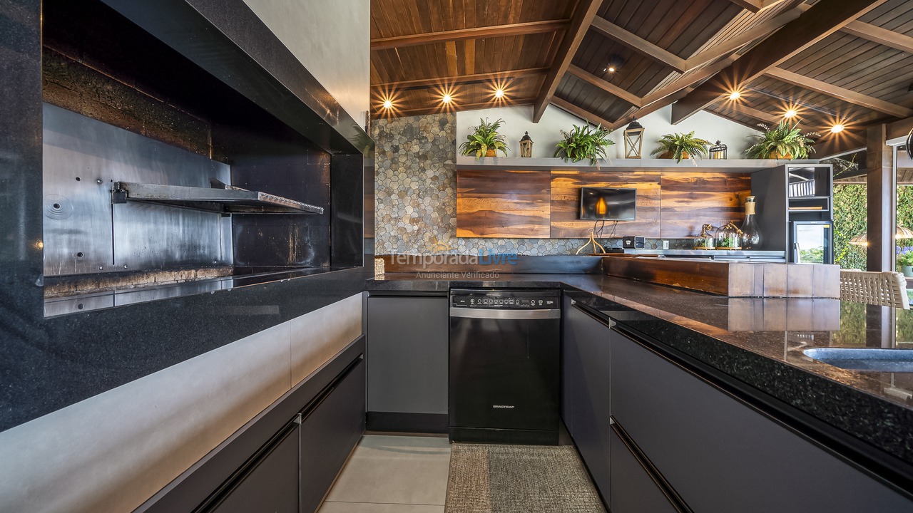House for vacation rental in Bombinhas (Canto Grande)
