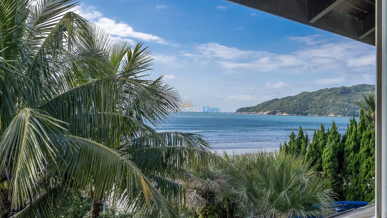 House for vacation rental in Bombinhas (Canto Grande)