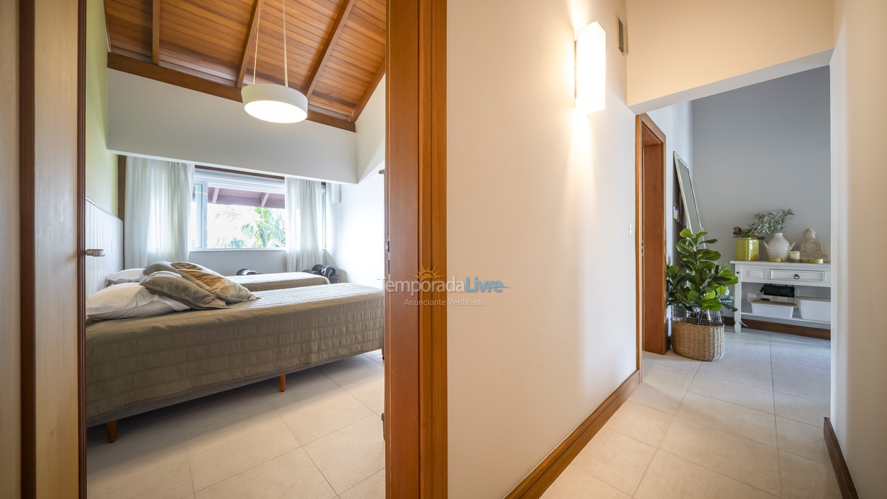 House for vacation rental in Bombinhas (Canto Grande)