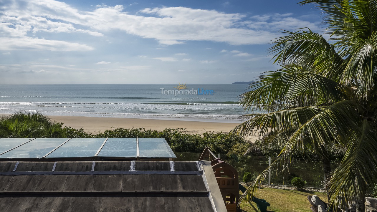 House for vacation rental in Bombinhas (Canto Grande)
