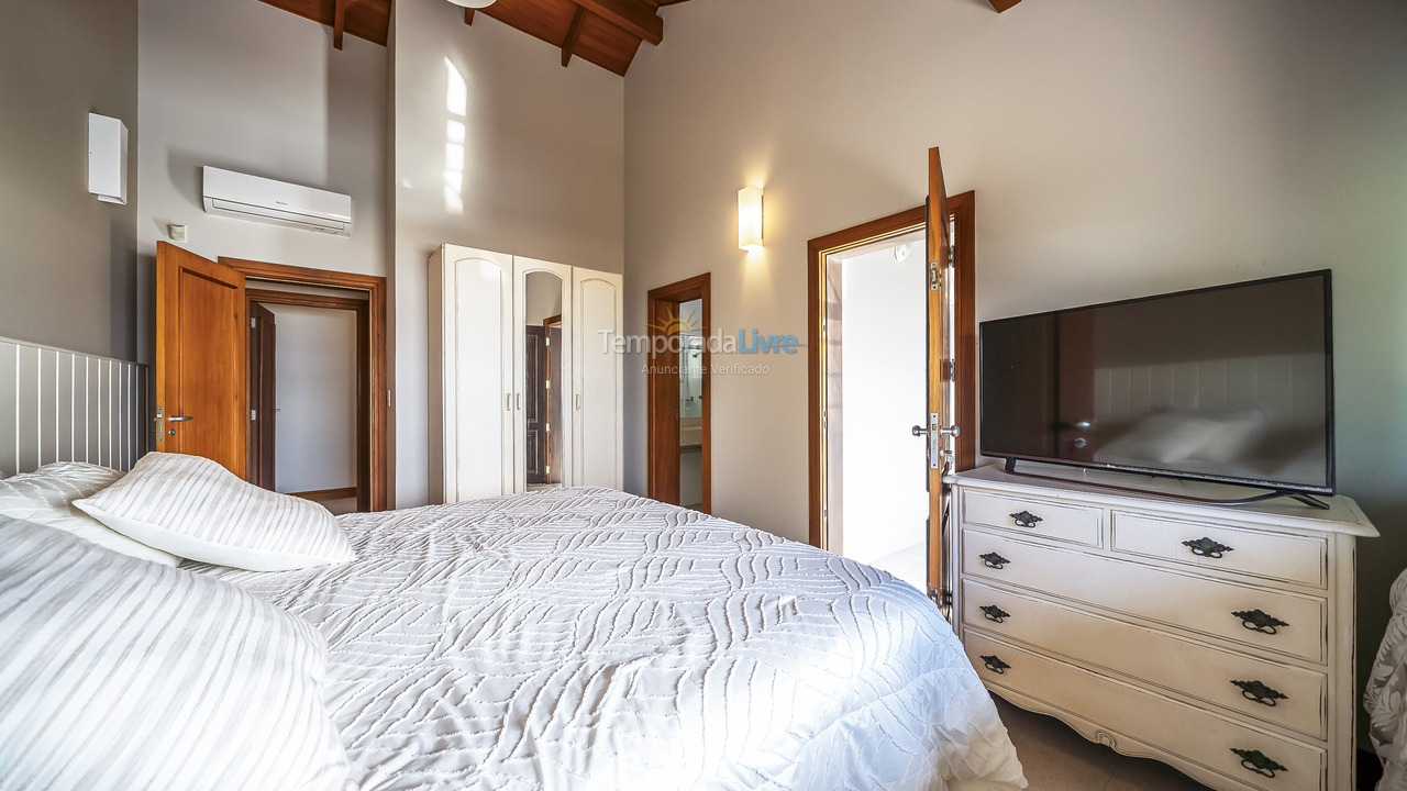 House for vacation rental in Bombinhas (Canto Grande)