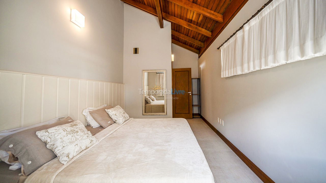 House for vacation rental in Bombinhas (Canto Grande)