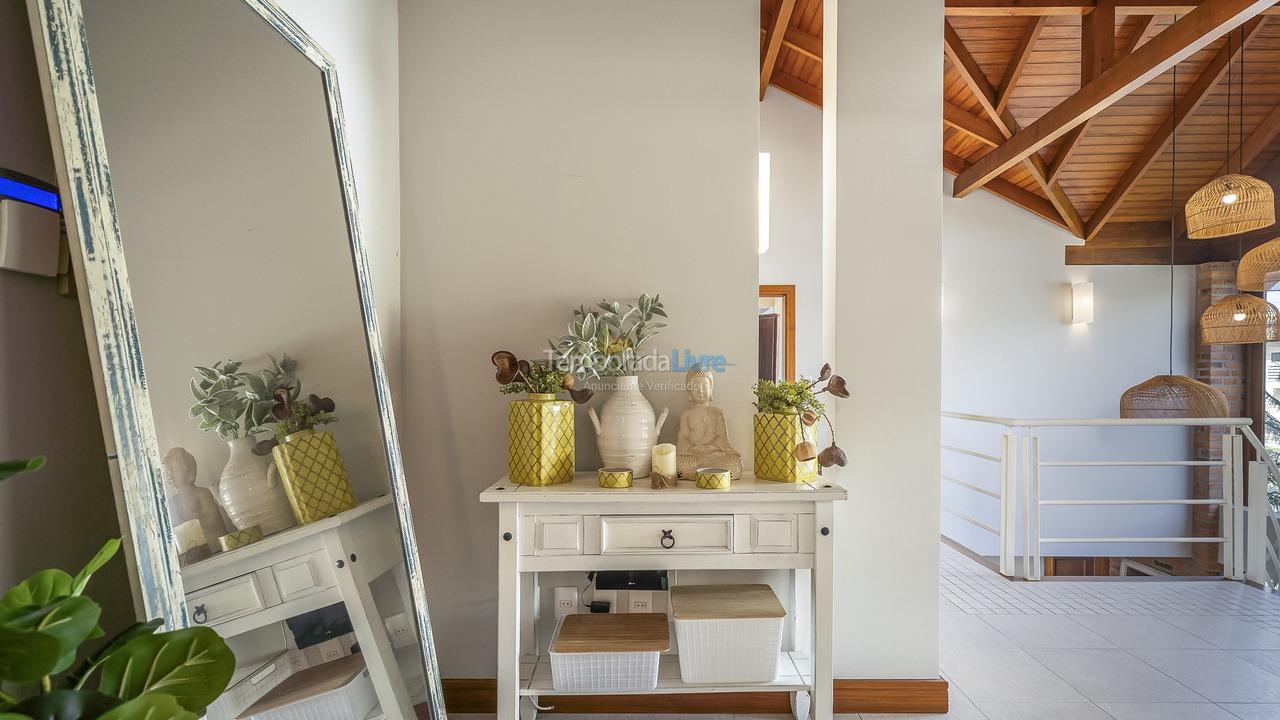 House for vacation rental in Bombinhas (Canto Grande)