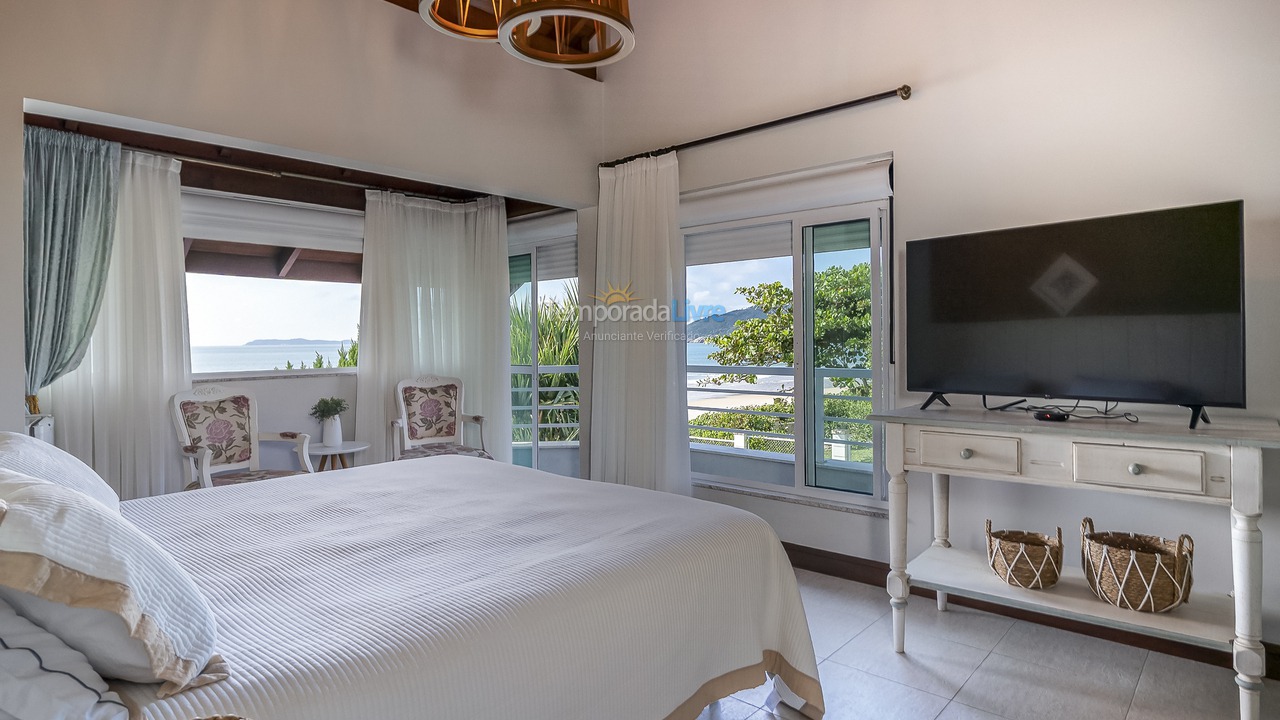 House for vacation rental in Bombinhas (Canto Grande)