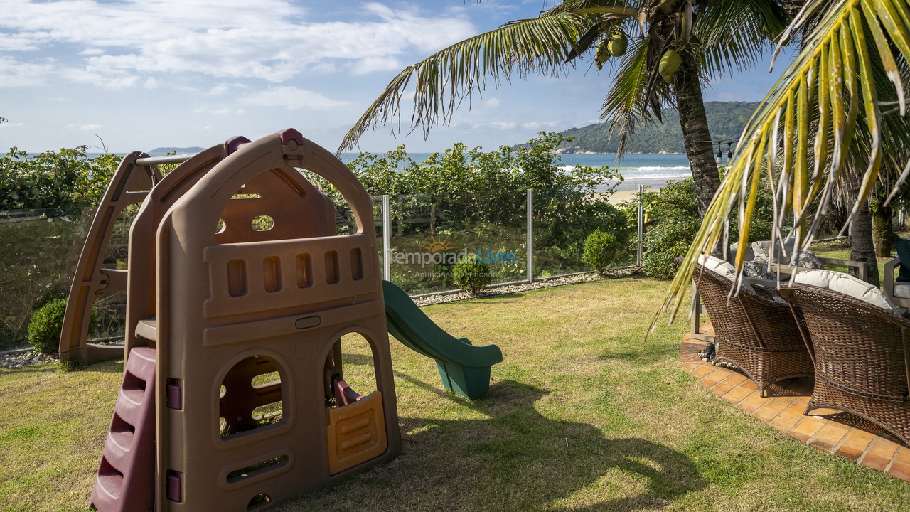 House for vacation rental in Bombinhas (Canto Grande)