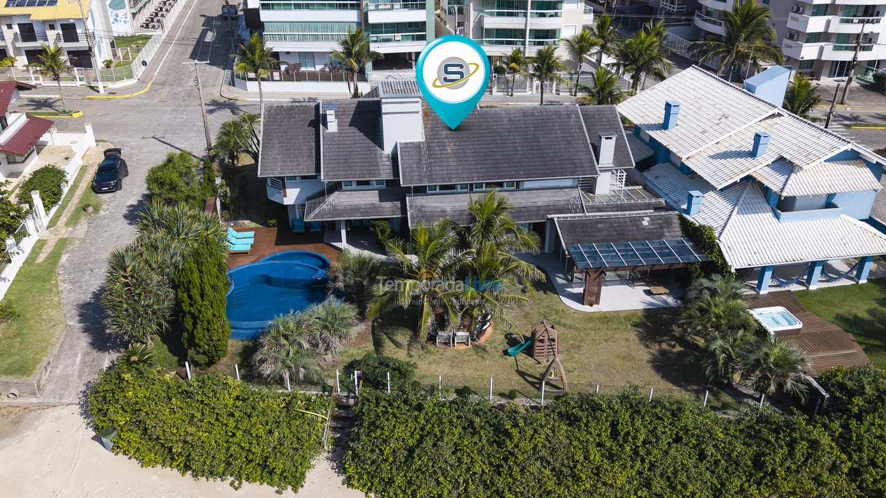 House for vacation rental in Bombinhas (Canto Grande)