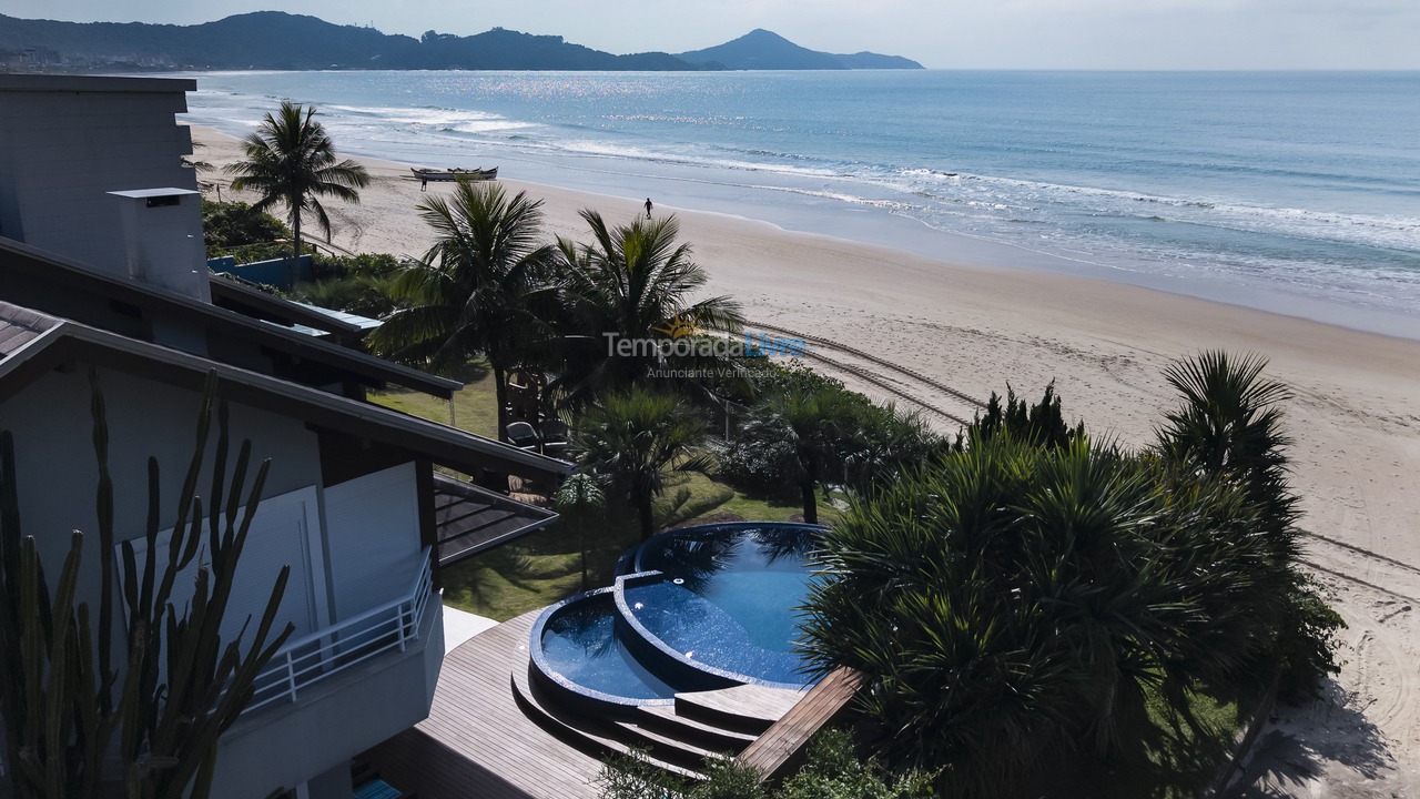 House for vacation rental in Bombinhas (Canto Grande)