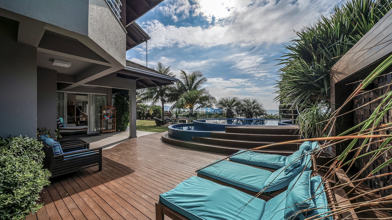 House for vacation rental in Bombinhas (Canto Grande)