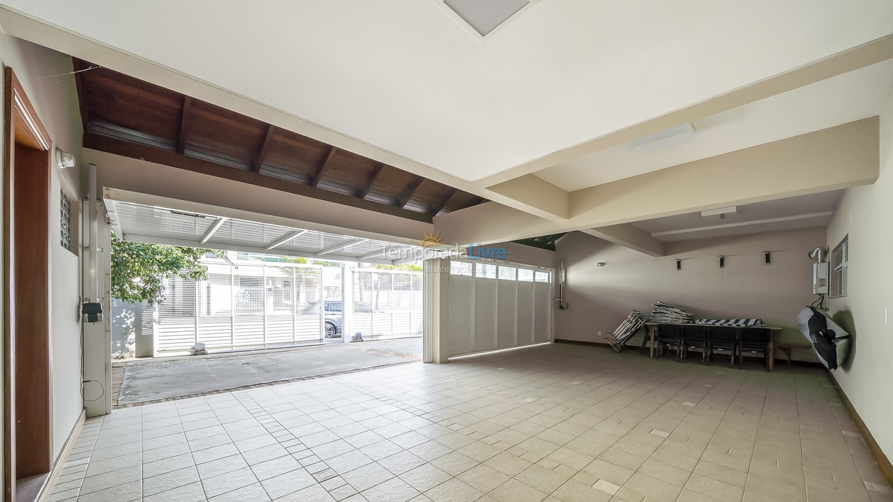 House for vacation rental in Bombinhas (Canto Grande)