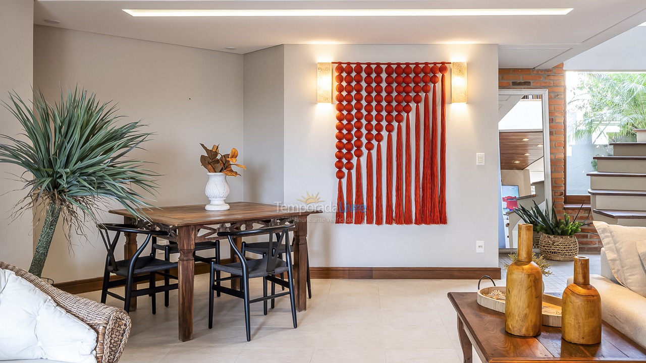 House for vacation rental in Bombinhas (Canto Grande)