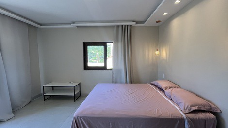 HERMOSA CASA CON PISCINA CLIMATIZADA