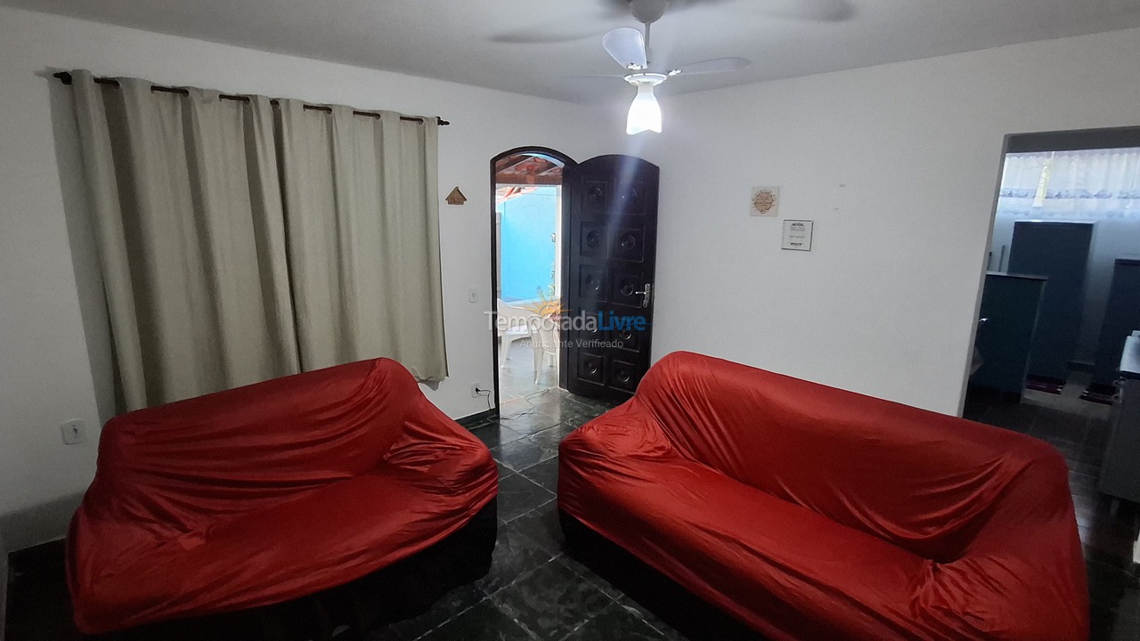 Casa para aluguel de temporada em Cabo Frio (Peró)