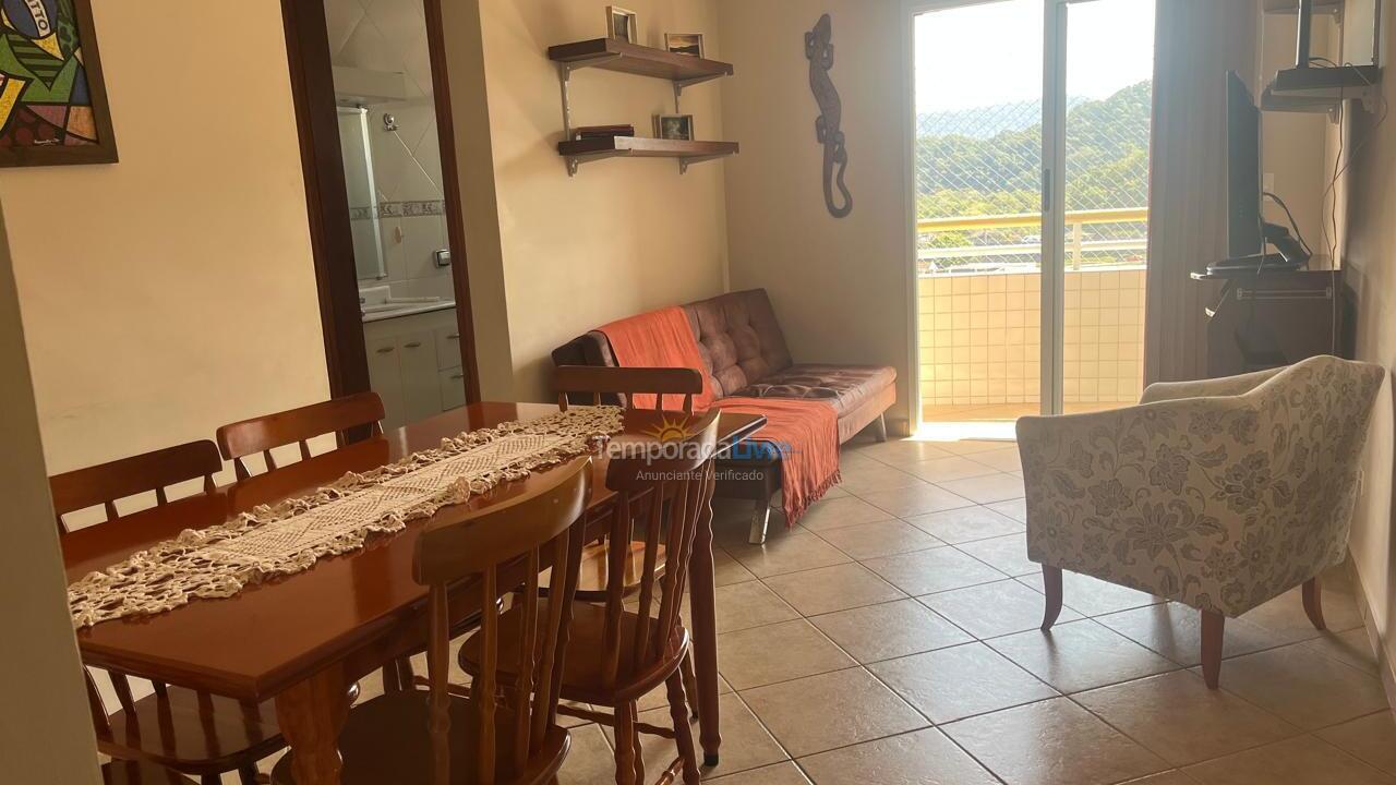 Apartamento para aluguel de temporada em Mongaguá (Centro)