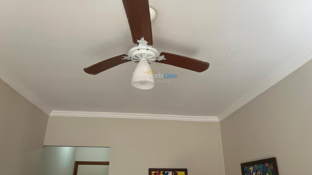 Apartamento para aluguel de temporada em Mongaguá (Centro)
