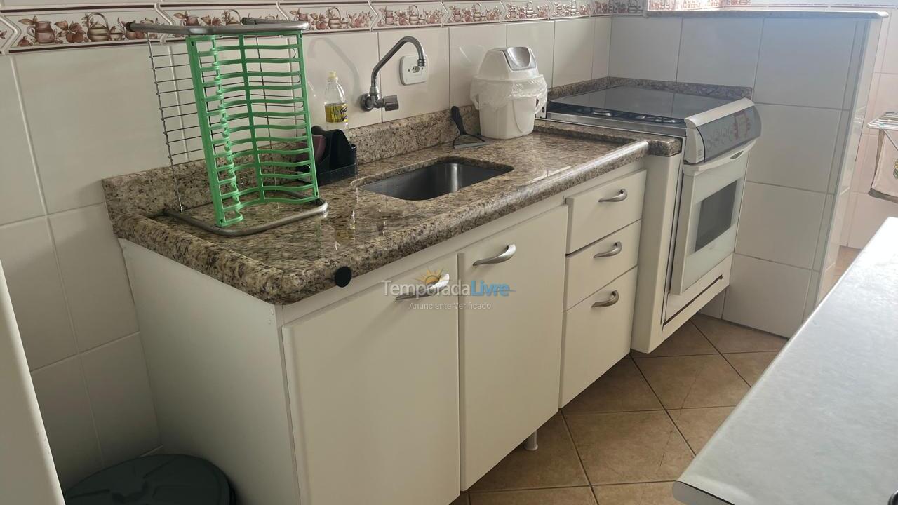 Apartamento para aluguel de temporada em Mongaguá (Centro)