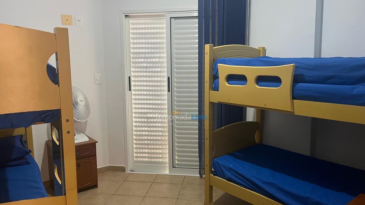 Apartamento para aluguel de temporada em Mongaguá (Centro)