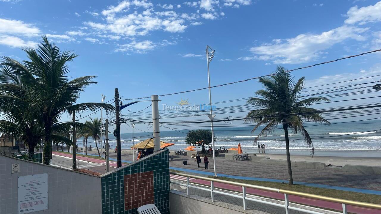 Apartamento para aluguel de temporada em Mongaguá (Centro)