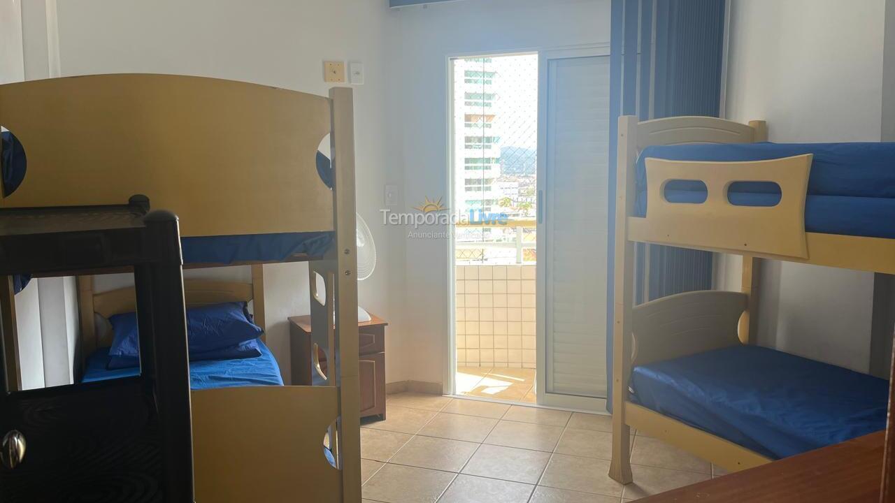Apartamento para aluguel de temporada em Mongaguá (Centro)
