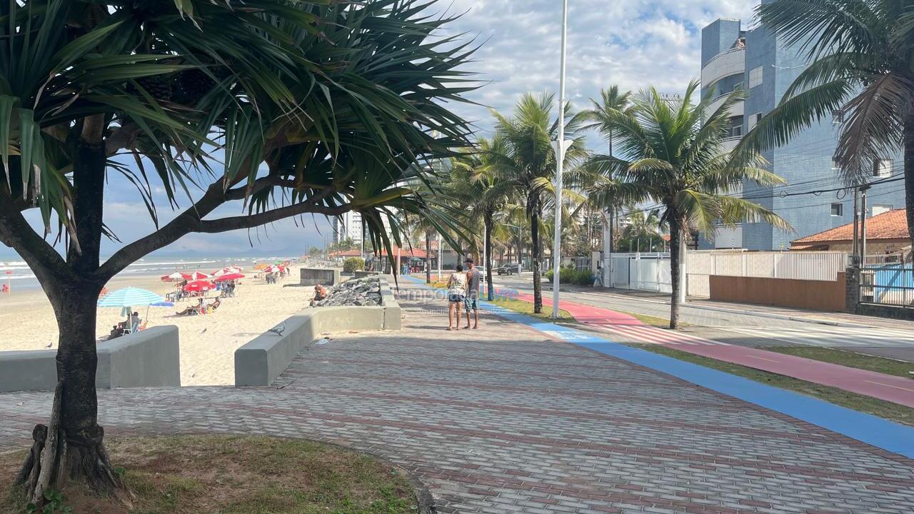 Apartamento para aluguel de temporada em Mongaguá (Centro)