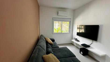 Spacious house near the beach.