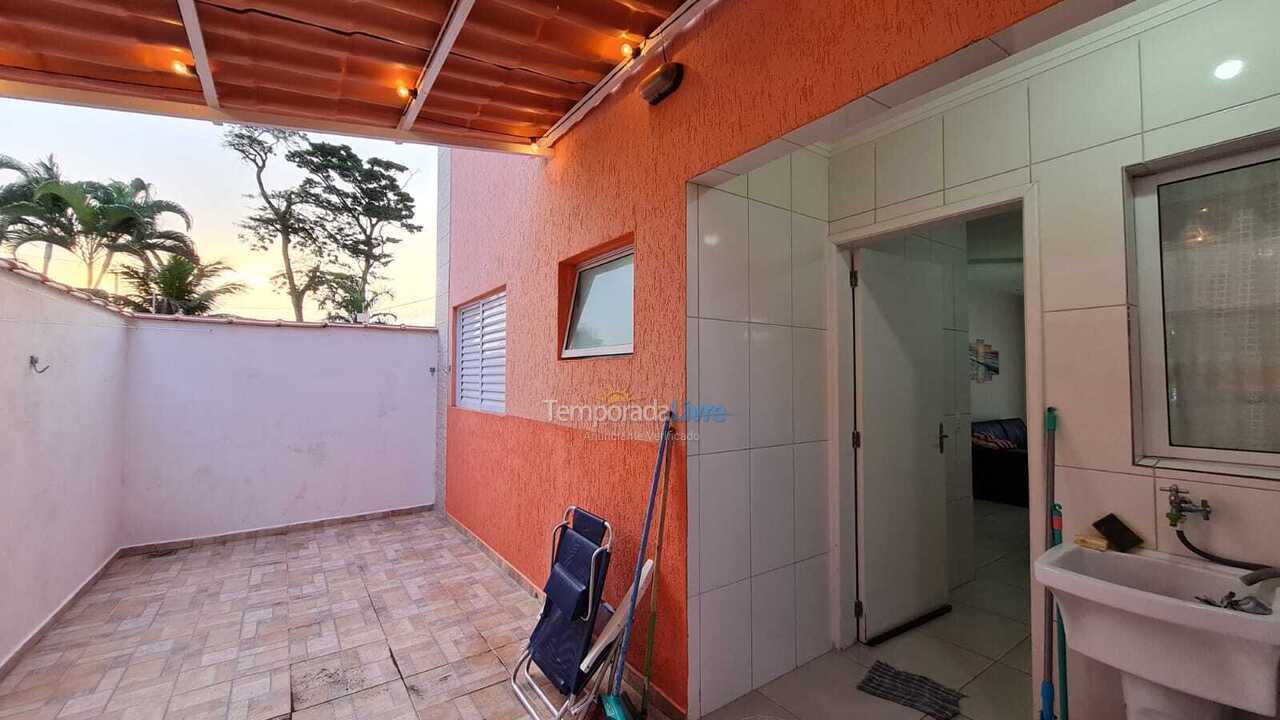 Apartamento para aluguel de temporada em Bertioga (Indaiá)
