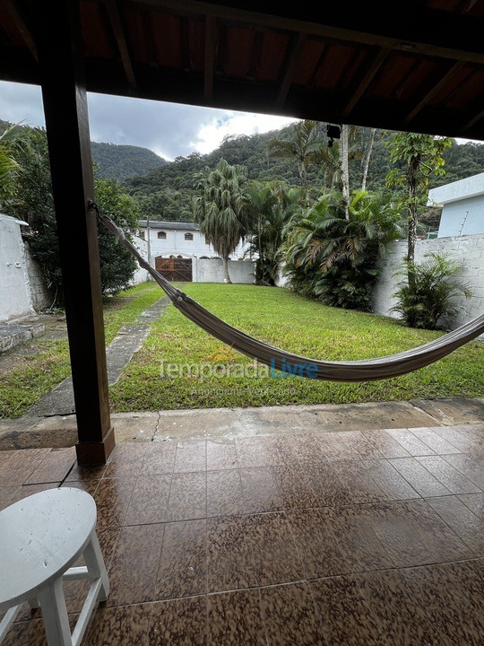 Casa para alquiler de vacaciones em Ubatuba (Praia do Lázaro)