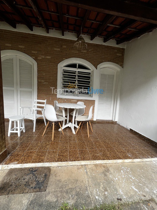Casa para alquiler de vacaciones em Ubatuba (Praia do Lázaro)