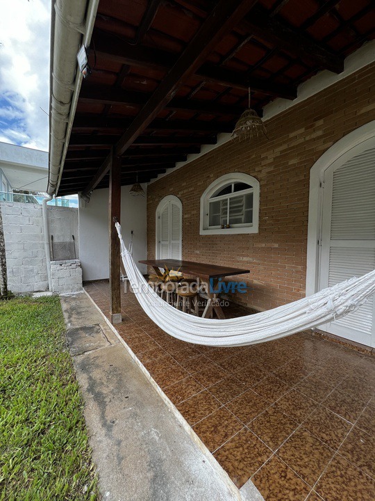 Casa para alquiler de vacaciones em Ubatuba (Praia do Lázaro)