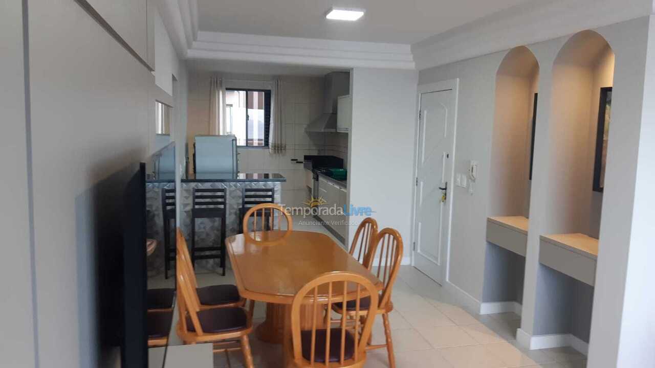 Apartamento para aluguel de temporada em Itapema (Centro)