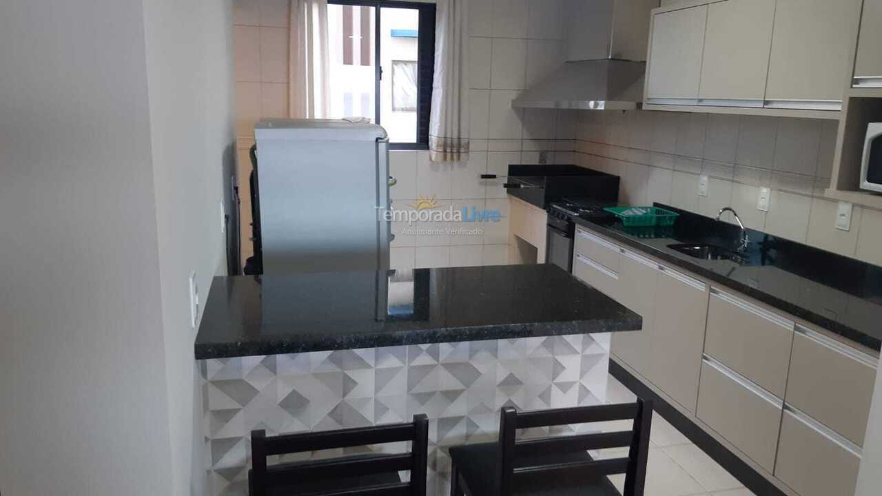 Apartamento para aluguel de temporada em Itapema (Centro)